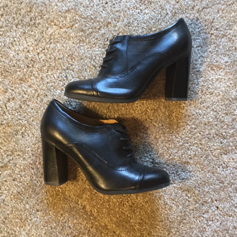 Nine West Heeled Oxfords